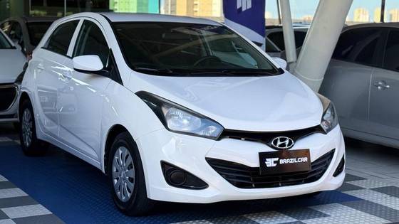 HYUNDAI HB20 1.0 COMFORT 12V FLEX 4P MANUAL HYUNDAI HB20 1.0 COMFORT 12V FLEX 4P MANUAL